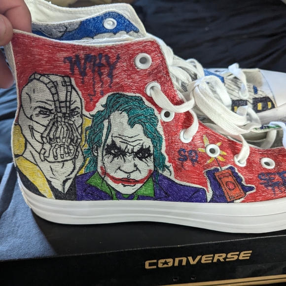 Custom Batman Converse - Picture 5 of 6